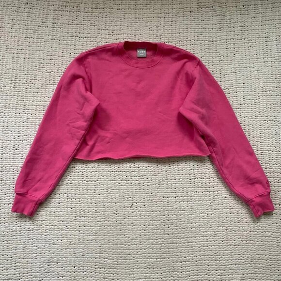 TNA Tops - Aritzia TNA Cropped Cozy Hot Pink Fleece Crewneck - Size XS